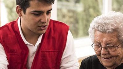 Voluntario del Proyecto Promoción del envejecimiento saludable: Salud Constante del Programa de Mayores desarrollado por Cruz Roja Española