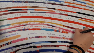 Marcando la "X Solidaria" en tu renta, luchas contra los delitos de odio, la violencia y la discriminación que sufren miles de personas